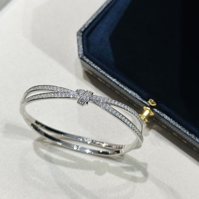CHAUMET